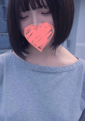 【個撮+屋外】 ふわふわ系メンヘラ、校舎屋上フェラチオサポート3万円