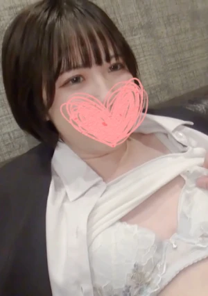 黒髪色白ショート。スレンダーちっぱい。JD③セフレとのハメ撮り。某銀行から内定もらったコ