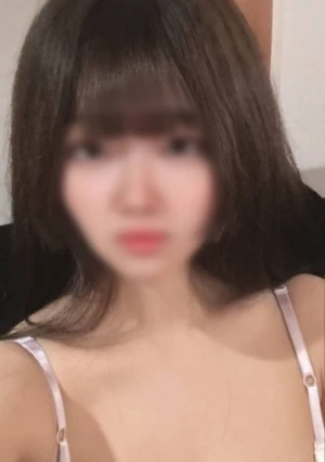 無修正≪現●_女/〇/大。生えかけ○/リ陰毛≫彼氏持ちのウブかわ＊おっぱいプリケツ最高！ マジメ装ってるヤリたいざかり危険日マンコに生でズボズボ！無.〇.可中.出し♡