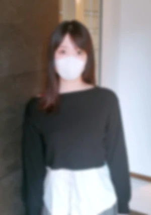 【無・完全素人・生中出し】 美人OL24歳ファンが殺到！仕事帰りのおじさんの先走りチンポを舐めまわす、最高の超絶美人！ホテルでいっぱい責められて、のけぞり絶頂ざんまい！生（なま）中出