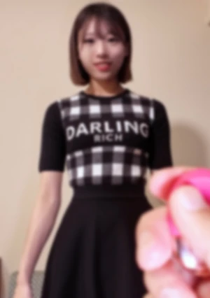 【初撮】　20歳美裸体現.役.スレンダー女.大.生♡キツキツマンコにローター仕込んで路上でアクメ、激しく突かれて中出しピストンしちゃう！