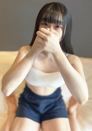 【初】 20歳白肌美乳専門生　ハツ情期のムスめ「オじさん私どう??」キツキツまんこに絞り取られコ作り射精