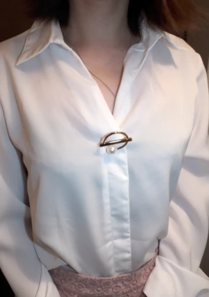 友達の奥さん翔子さん初めての貸出プレイ　石川〇〇選手に似てる綺麗な顔立ちをした 奥様が洗ってない汗ばんだチ○ポを即尺　ヤリ部屋でも狭いおま○こへズボズボ挿入　お掃除フェラあり