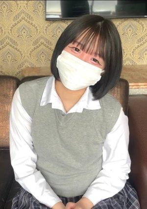 【無修正】 　制服黒髪清楚なのにエロすぎる！　甘え上手な女の子に唾液飲ましてもらう代わりに、綺麗なピンクまんこに精液を膣に流し込む！　