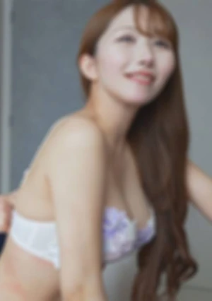 美人でおっぱい大きい友達同士、 ノリで3Pに。二人の美しいマンコを並べて生チンポで順番に堪能。大量精子中出し。