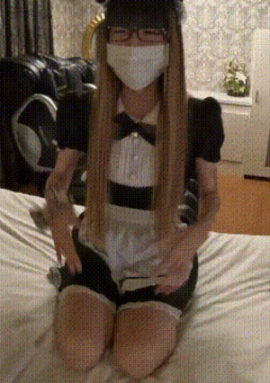 SNSで有名なコンカフェ嬢にホテルでやりたい放題しちゃいました[超お得パック]