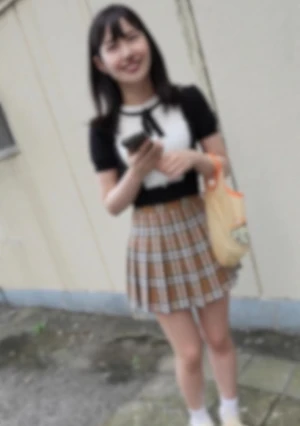 【初撮り】 【半外半中】外出し装い膣内に生チンポ戻して中にも大量射精で困惑！［Di◯r美容部員］ナンパから始まった美のカリスマがAV堕ち!! ボディチェックだけで滴るトロトロ陰部は正に天然