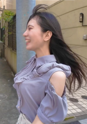 【超美尻素人】 ※某有名企業?? 新卒色白スレンダー美女を呼び出し おまんこ痙攣しまくりの優秀後輩に先輩の立場を利用して中出し