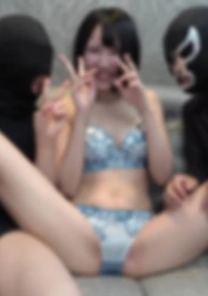 まゆちゃん3P解禁\! 人生初のWフェラ。人生初のお口とおまんこ同時挿入。まゆちゃんの初.めてをいっぱいもらいました♡