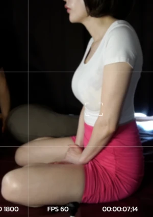 【メンエスの闇】 ガードの緩い巨乳メンエス嬢の待機時間の闇を大暴露　人妻セラピストは大体ここまで無課金でやれます