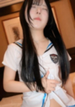 【無】 色白美肌の黒髪ギャル！白セーラーでドスケベ炸裂⤴やっぱり色白の女性って最高です！ゴックンと中だし