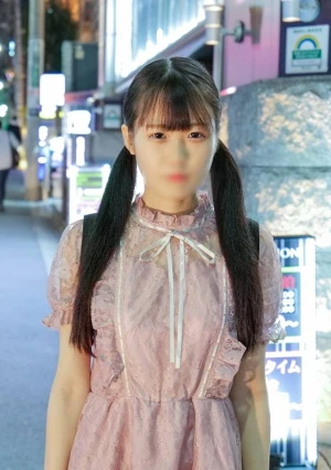 【個撮】 あどけない童顔のパイパン素人24歳・奇跡の中出し動画