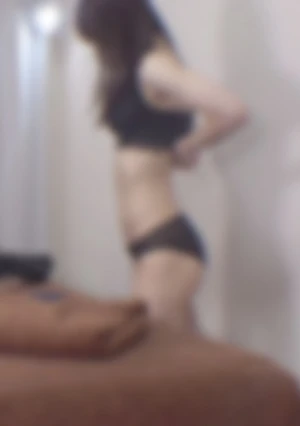 【無/なま中出し】 本日は、バレエ教室のご友人たちとランチを食べに行かれ帰りにスレンダーでしっとりとしたお肌の魅力的な女性のご来店です。