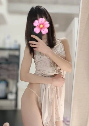 【潜入調査】スレンダーで裏オプ確定のあのセラピ ガードの緩いこので仲良くなるとプライベートではハメ撮りできます