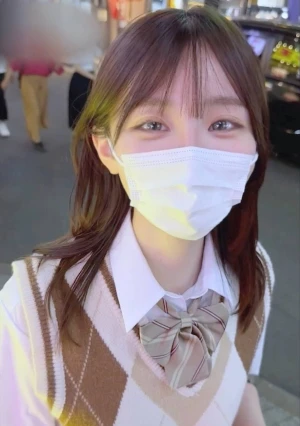 【過去最高出資】 ”芸能スカウト殺到”の超美形ハーフ18歳に人生初のピル無し生中出し。制服姿で出演　90分超え4K高画質撮影希少映像。