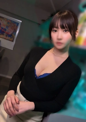 Eカップ「淫乱」美女・イタリアンレストラン勤務（26）⇒潮吹きスイッチがぶっ壊れすぎて何度も大噴射⇒辺り一面びちょ濡れSEX『しおりんご』