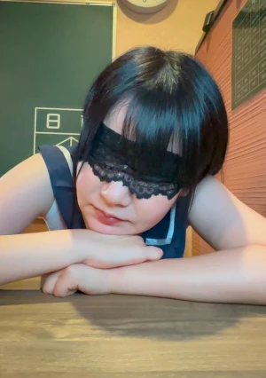 【フェラチオ特化・ごっくん】 主観口まんこ Vol.３　制服コスのHちゃんが長尺ザーメンプレイで精子を舐め尽くす集大成的第三弾！