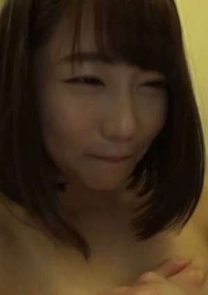 【デカチン悶絶】 美**が潮吹き痙攣の変態全乗セックス！