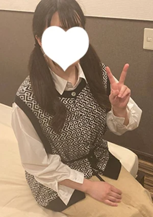 りんか19歳_2・顔射＆N出し・生。あの橋●環奈似JDと再会！　顔射したあとにスク水N出しの２連発！（042）