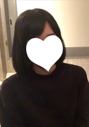 さゆり19歳・顔射インタビュー④。クール系なのに笑顔が可愛すぎる小松菜奈系の黒髪ちゃんが「おと●さん、顔射されるところ見ててね」とカメラ目線顔射される一部始終（046）