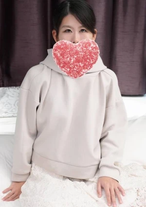 （本編顔出し・無 修正）男を舐めることが大好きな変態がAVデビュー