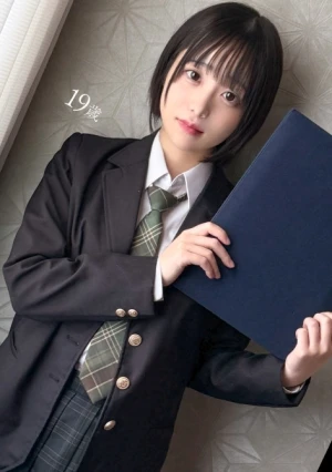 貧乳ショートカットの裏垢女子と初対面デートからの記念ハメ撮りしちゃいました