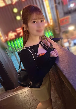 【激ヤバ・最強の人妻】 抱き心地がサイコー杉なもち肌アラサー奥様・29歳　まん汁まみれの割目をくぱぁ⇒欲求不満で隠語連発の中出し生SEX『まいな』