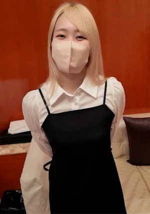 金髪スレンダー渋谷ギャル店員と、 距離が溶けていった深い夜