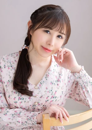 Debut Vol.103 ~エロポテンシャルを秘めたミステリアス美女~