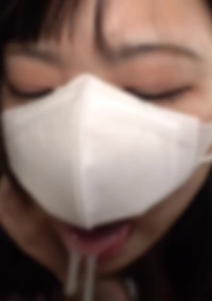 18歳の愛梨ちゃんが爆乳Hカップを揺らしながらデカチンに必死フェラ。 敏感マンコをデンマで責められ高速ピストンでお腹に大量射精