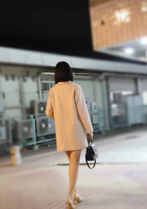 【初撮り】 新婚人妻かれん28歳♡結婚1年で週1セックスに激減…旦那を**て不倫ハメ撮り！うずく若妻マンコが他人棒でイキ狂い顔に大量顔射で完全堕ち♡