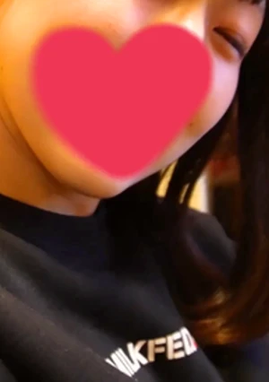 【無】 女子大生サキ(20) 呼び出しプライベートデートでも断れずイラマ中出しww