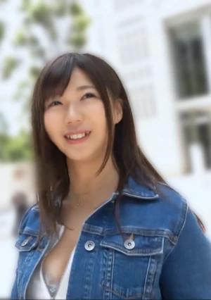 スレンダー巨乳美女が見たことない開脚まんぐり返しで大量潮吹きでイキ狂う