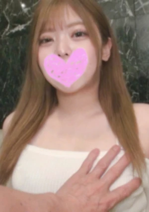 【無修正】 21歳Eカップ・有名大ガク通うスタバでバイト中の瞳キラキラ天真爛漫エロ*とイチャはめデート!!敏感なパイパンまんこにガチハメ中出しセックス!!