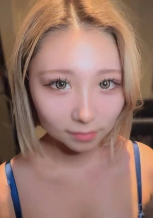 【無】 上京初日、即中出し！！舌使い最強の金髪ショートギャル、サナちゃん！！澄み切ったピンクの割れ目に大量種付け！！