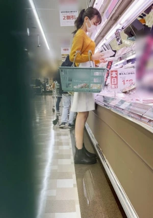 【2穴→両穴中出し】【人妻宅に凸】スーパーに行ったら人妻のエロライバー（アナル好き）がいたので、自宅に凸→串刺しFUCK→アナルFUCK→2穴FUCK→両穴中出しのフルコ