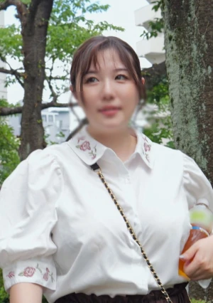 A Busty Girl With A 100cm Bust Gets A Beauty Treatment And Her Slippery, Rocket-like Boobs Get Massaged And Creampied! !