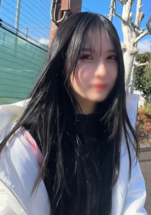 水泳部歴10年の運動系美女。キャリアのためにデカチンでストレッチされ、何度も痙攣。運動で鍛えた締め付けの超名器にたっぷり中出し。