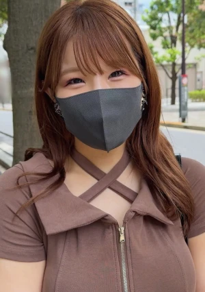 [H-Cup Huge Breasts] Face-revealing Busty Girl, Off-camera Shooting, Massive Creampie