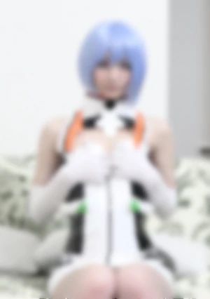 『本物コスプレイ ヤー/個撮』新世紀エヴァンゲリオンの綾波レイが心のむこうに初搭乗❣原作シンクロ率100％の美麗ボディ♡四つん這いバックで美乳を揺らしながらイキ果てるインパクト級のハメ撮り映像♡