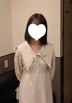 まぁ18歳・顔射＆N出し・生。黒髪地味童顔制服ちゃんが、はじめて尽くし！　顔射の後は2回戦で言いなり膣奥射精で妊娠確定！（069）