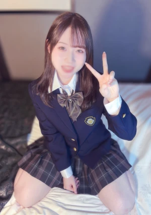 【変態紳士完全復活×AF黒船襲来】 伝説のAF巨匠が完全復活。20㎝オーバー巨根に身も心も委ねる右も左も分からない18歳はるかちゃんの人生初中出し、そして伝説のアナルＳＥＸをとくとご覧ください。