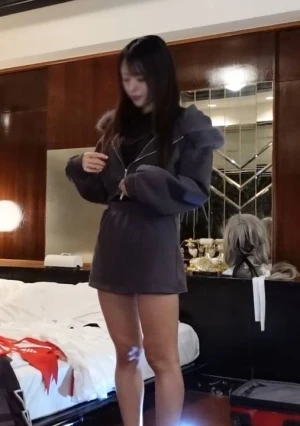 【本編顔モザなし】 フォロワー数〇万人清楚売りコスプレイヤーさんのウラの顔。コミケ終わりのムレムレち〇ぽを優しく貪る甘サドオフパコ♡【ゼンゼ***ナ】