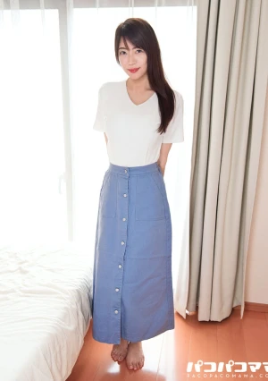 息子の友達を誘惑する我慢できないドスケベママ