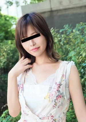 A Beautiful Woman With G-cup Breasts Who Wants To Become A Nude Star.