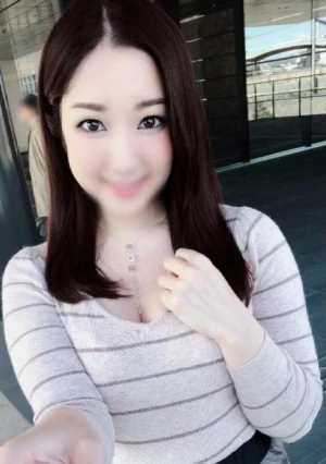 無修正色白美人えろえろボディ♡医者家系の歯科大志望お嬢様オナ禁陰毛マンコ➡危険びゴム無激ピストンで何度もイキまくり！なまチンポ中出し種付！