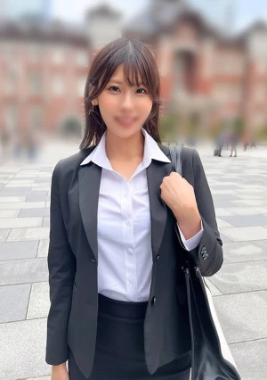 外資系IT企業勤務のアラサー美女（２８）しごおわSEXでまん汁が止まらないスケベなメスにしてやりました【口内射精＆中出し】 （ひなみ）