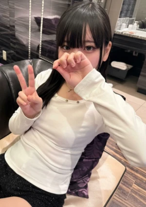 何度 も遊んだ元生意気金髪ギャルがまさかの清楚黒髪でおしとやかに大変身♥再会記念の生ハメに理性が決壊寸前♥