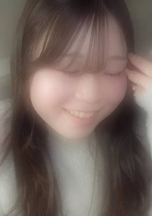 First Shoot! [Cum Inside] A Beautiful Girl Who Is Cute But Has One Pubic Hair. She Looks Quiet But Her Panties Are Soaking Wet. Her Body Is Honest. I Made Her Beg For A Cum Inside.