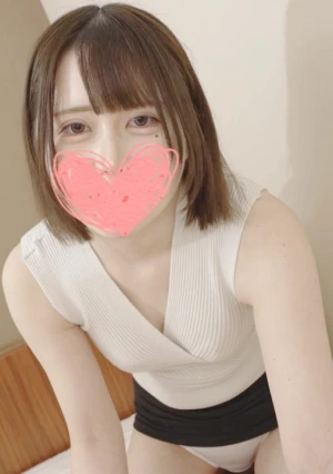 A Rare Species Has Appeared! Her Voice And Face Are Too Idol-like! I Managed To Film A Sex Tape With An Incredibly Cute 18-year-old Massage Girl. [Uncensored, Cum Inside]